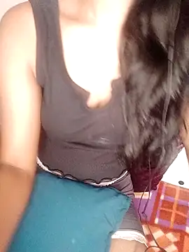 Snapshot of trending_tamizhachii chatting on September 21, 2025, 5:51 pm trending tamizhachii online show from September 21, 2025, 5:51 pm