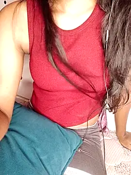 Snapshot of trending_tamizhachii chatting on October 15, 2025, 7:00 pm trending tamizhachii online show from October 15, 2025, 7:00 pm