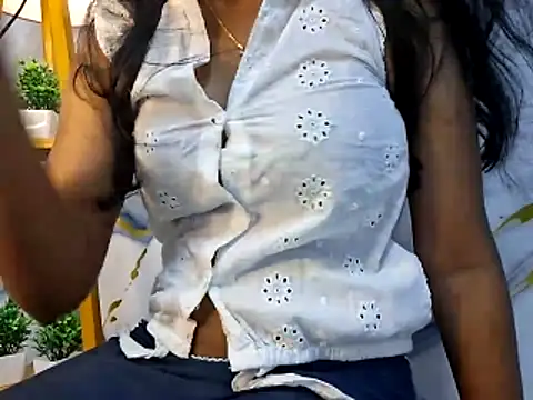 trending tamizhachii online show from March 16, 2026, 5:59 pm