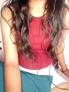 Snapshot of trending_tamizhachii chatting on November 6, 2025, 4:27 am trending tamizhachii online show from November 6, 2025, 4:27 am