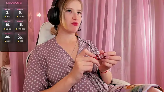 Anabel-Candy online show from October 10, 2025, 5:58 pm