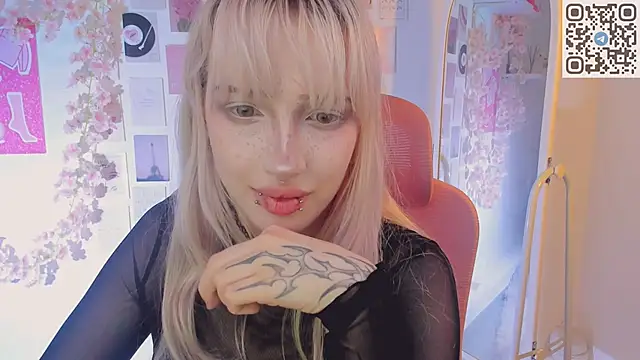 milkMorii online show from September 25, 2025, 6:58 pm