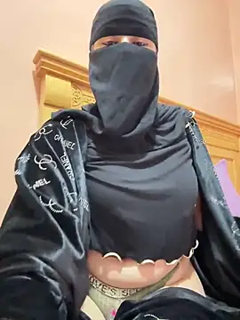 Snapshot of _Laiali_ chatting on February 3, 2026, 2:00 pm Laiali online show from February 3, 2026, 2:00 pm