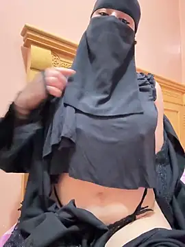  Laiali  online show from April 6, 2026, 4:52 pm