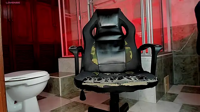 Snapshot of magnus_serket chatting on October 7, 2025, 11:33 am magnus serket online show from October 7, 2025, 11:33 am