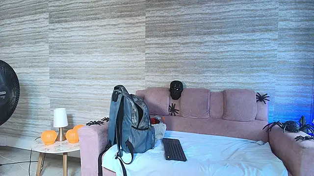 Snapshot of magnus_serket chatting on October 30, 2025, 11:30 am magnus serket online show from October 30, 2025, 11:30 am