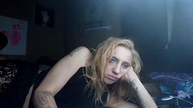 Snapshot of flavi1996 chatting on October 5, 2025, 7:32 am flavi1996 online show from October 5, 2025, 7:32 am