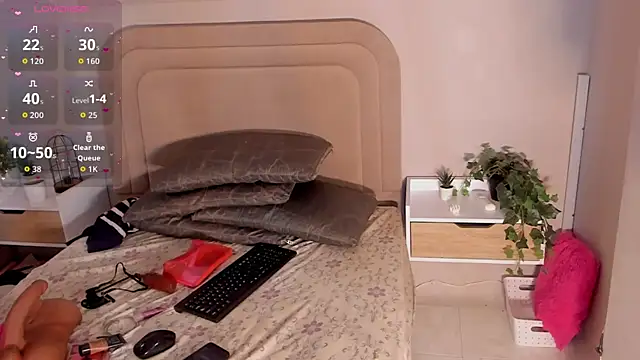 Anamonrroe online show from September 25, 2025, 11:38 am