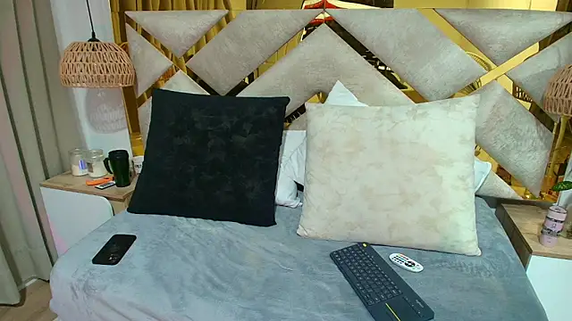 Scarlett Vegaa online show from September 24, 2025, 10:33 am