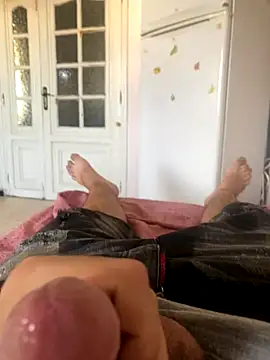 louaisex online show from September 19, 2025, 2:21 pm