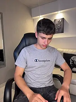 AdrianRinaldi online show from April 11, 2026, 8:01 pm