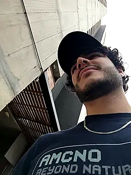 Rafael Mendezz online show from February 18, 2026, 4:14 pm