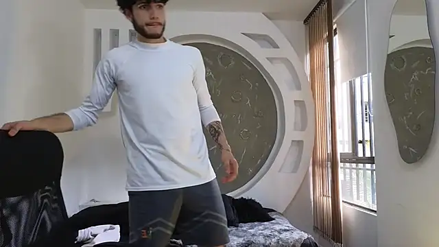 Snapshot of Rafael_Mendezz chatting on September 24, 2025, 8:26 pm Rafael Mendezz online show from September 24, 2025, 8:26 pm