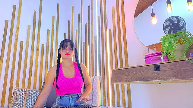 Snapshot of Jennifer_Vega1 chatting on January 14, 2026, 8:45 pm Jennifer Vega1 online show from January 14, 2026, 8:45 pm