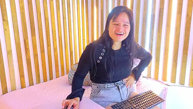 Snapshot of Jennifer_Vega1 chatting on January 12, 2026, 8:04 pm Jennifer Vega1 online show from January 12, 2026, 8:04 pm