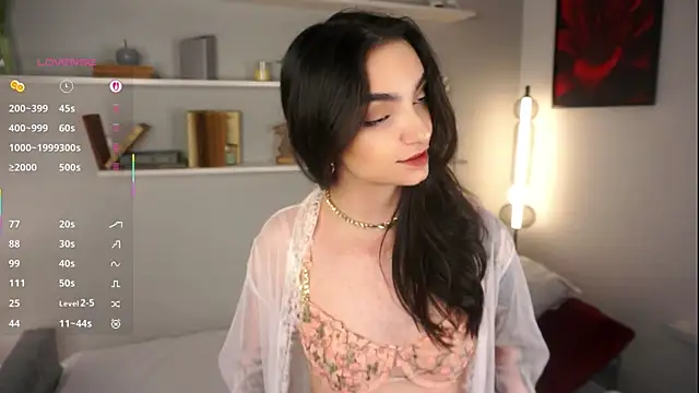 Snapshot of Morena_Dolce chatting on September 21, 2025, 4:39 am Morena Dolce online show from September 21, 2025, 4:39 am