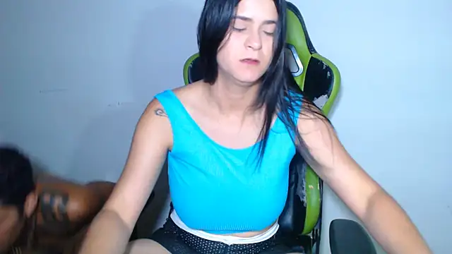 Snapshot of sensualduo chatting on November 2, 2025, 2:49 am sensualduo online show from November 2, 2025, 2:49 am