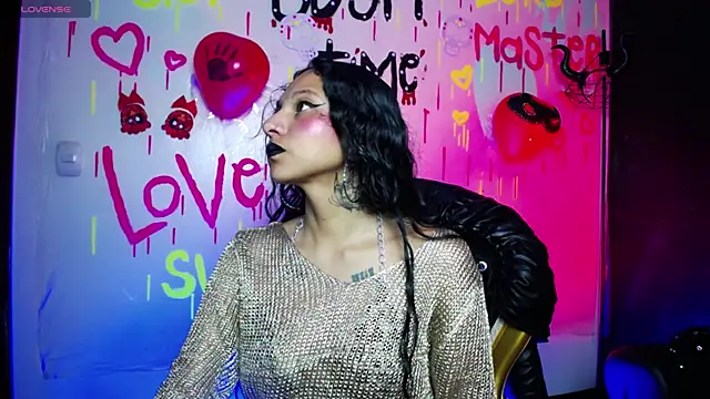 Snapshot of Sweettpleasure chatting on October 18, 2025, 2:08 pm Sweettpleasure online show from October 18, 2025, 2:08 pm