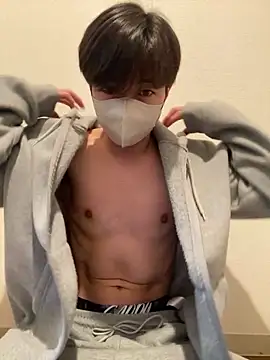 Yuma0718 online show from March 1, 2026, 6:35 am