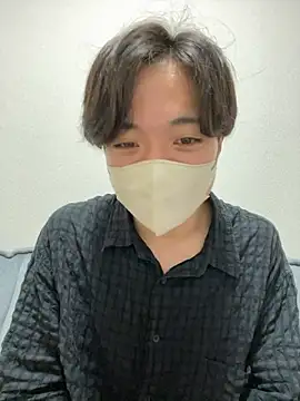 Yuma0718 online show from October 17, 2025, 11:01 am