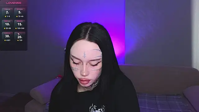 Somniyaa online show from April 8, 2026, 11:33 am