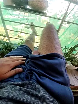 YoursThickDick online show from March 31, 2026, 4:14 am