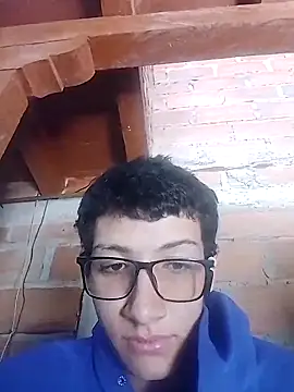 Snapshot of Alani_Queen chatting on September 19, 2025, 7:51 pm Alani Queen online show from September 19, 2025, 7:51 pm