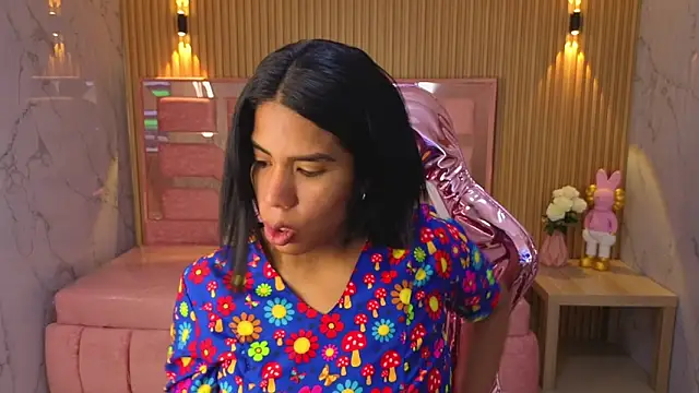 Snapshot of ambar_fox_s chatting on September 20, 2025, 8:36 pm ambar fox s online show from September 20, 2025, 8:36 pm