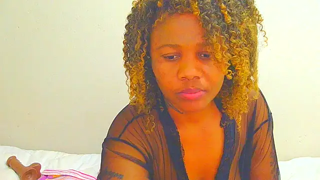 Augustine-Blooomxx online show from September 26, 2025, 8:49 pm