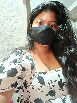 Snapshot of DiyaRoy49 chatting on September 17, 2025, 1:57 pm DiyaRoy49 online show from September 17, 2025, 1:57 pm