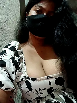 Snapshot of DiyaRoy49 chatting on September 26, 2025, 11:06 am DiyaRoy49 online show from September 26, 2025, 11:06 am