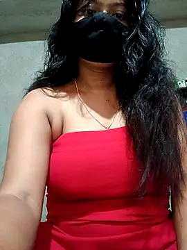 Snapshot of DiyaRoy49 chatting on October 4, 2025, 10:06 am DiyaRoy49 online show from October 4, 2025, 10:06 am