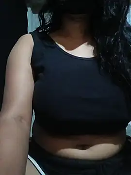 Snapshot of DiyaRoy49 chatting on February 28, 2026, 7:35 pm DiyaRoy49 online show from February 28, 2026, 7:35 pm