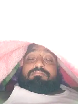 Raju fuckerr online show from October 2, 2025, 5:05 pm