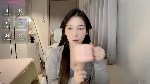 Xiao--Lin online show from October 21, 2025, 2:49 pm