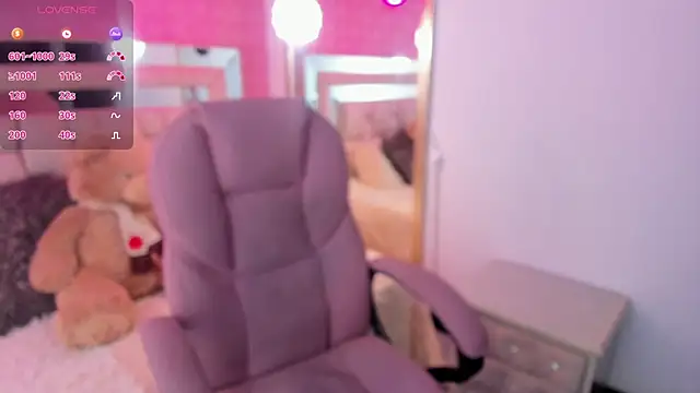 Snapshot of im_angelica chatting on September 26, 2025, 2:46 pm im angelica online show from September 26, 2025, 2:46 pm