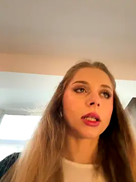 Snapshot of BabyAnais chatting on October 14, 2025, 6:58 am BabyAnais online show from October 14, 2025, 6:58 am