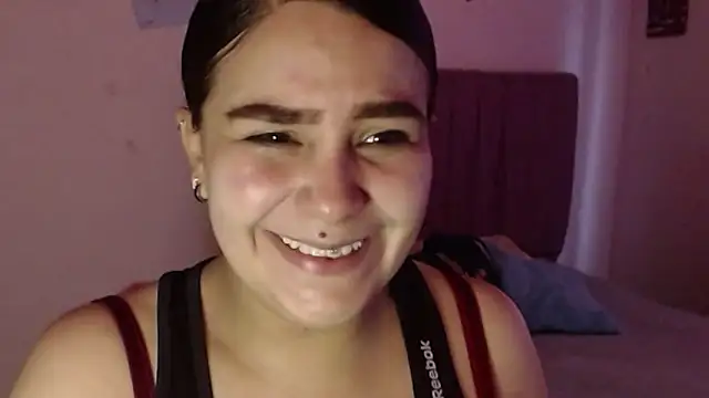 Snapshot of Salma_deep chatting on October 2, 2025, 2:09 pm Salma deep online show from October 2, 2025, 2:09 pm