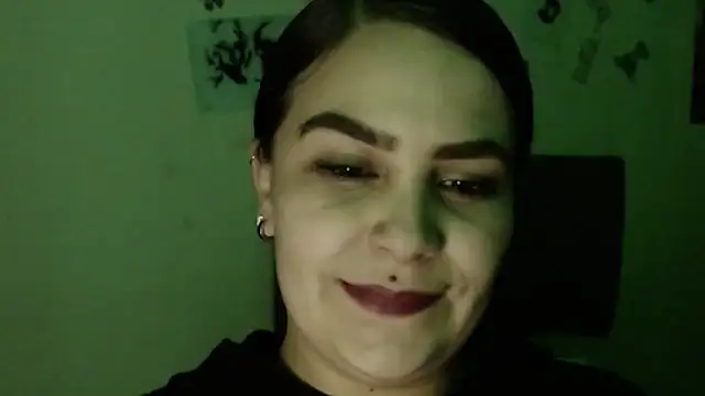 Snapshot of Salma_deep chatting on September 16, 2025, 12:22 am Salma deep online show from September 16, 2025, 12:22 am