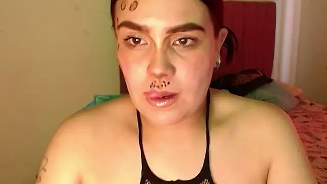 Snapshot of Salma_deep chatting on October 25, 2025, 4:40 pm Salma deep online show from October 25, 2025, 4:40 pm