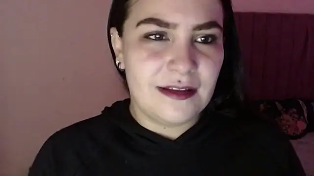 Snapshot of Salma_deep chatting on September 17, 2025, 3:36 pm Salma deep online show from September 17, 2025, 3:36 pm