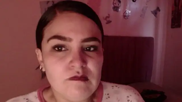 Snapshot of Salma_deep chatting on September 23, 2025, 3:19 pm Salma deep online show from September 23, 2025, 3:19 pm