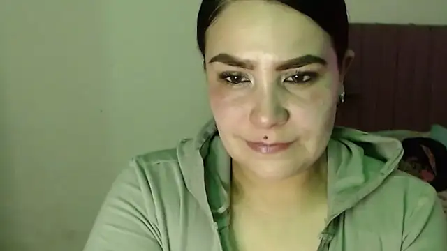 Snapshot of Salma_deep chatting on October 27, 2025, 1:12 pm Salma deep online show from October 27, 2025, 1:12 pm