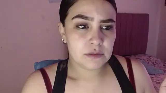 Snapshot of Salma_deep chatting on October 9, 2025, 7:14 pm Salma deep online show from October 9, 2025, 7:14 pm