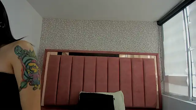 Snapshot of Hanna_Lee__ chatting on September 11, 2025, 8:20 pm Hanna Lee   online show from September 11, 2025, 8:20 pm