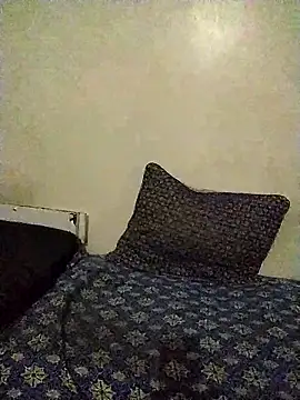 Snapshot of moroooooooo12 chatting on October 10, 2025, 5:03 pm moroooooooo12 online show from October 10, 2025, 5:03 pm