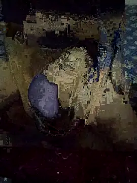 Snapshot of moroooooooo12 chatting on September 30, 2025, 9:04 am moroooooooo12 online show from September 30, 2025, 9:04 am