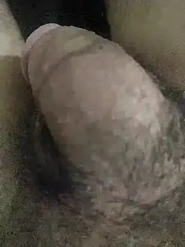 Snapshot of moroooooooo12 chatting on October 24, 2025, 8:52 pm moroooooooo12 online show from October 24, 2025, 8:52 pm