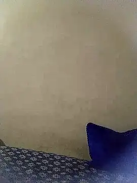 Snapshot of moroooooooo12 chatting on October 2, 2025, 5:44 am moroooooooo12 online show from October 2, 2025, 5:44 am