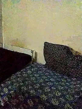 Snapshot of moroooooooo12 chatting on October 30, 2025, 8:39 pm moroooooooo12 online show from October 30, 2025, 8:39 pm